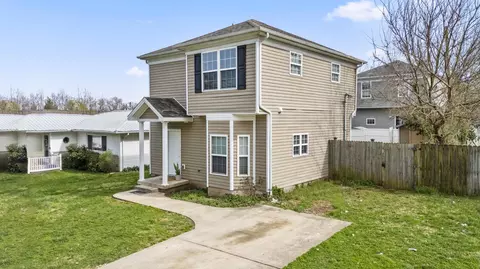 Exterior - 110 Elm St, Georgetown, KY 40324 photo 3 of 5