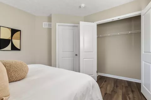 Bedroom - 110 Elm St, Georgetown, KY 40324 photo 3 of 5