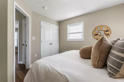 Bedroom - 110 Elm St, Georgetown, KY 40324 photo 4 of 5