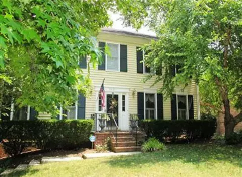 2420 Woodfield Cir, Lexington, KY 40515