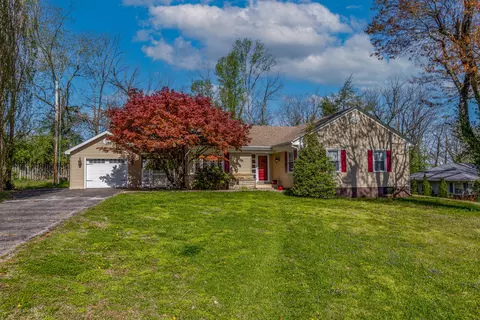 447 Boone Trail Rd, Danville, KY 40422