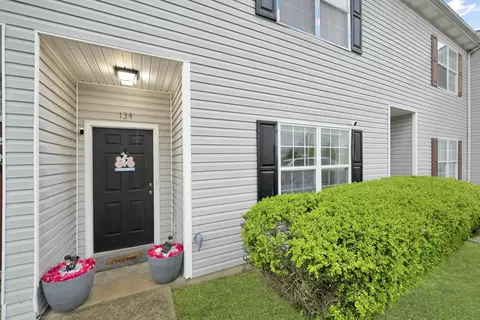 134 Eagle Nest Dr, Nicholasville, KY 40356