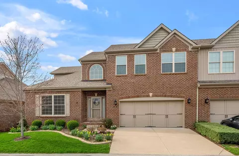 3901 Castlebridge Ln, Lexington, KY 40509
