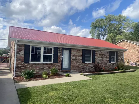 813 Hickory Hill Dr, Nicholasville, KY 40356