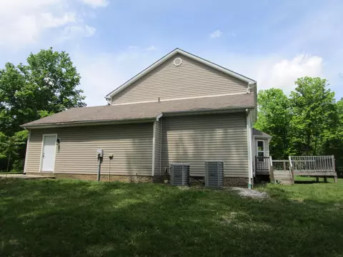 596 Overlook Dr, Lancaster, KY 40444 photo 14