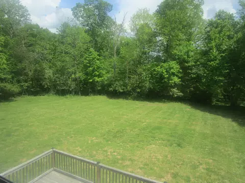 596 Overlook Dr, Lancaster, KY 40444 photo 2