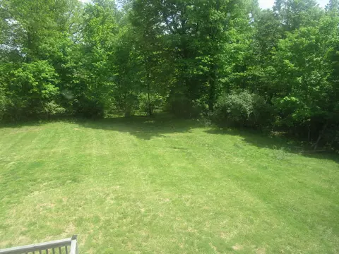 596 Overlook Dr, Lancaster, KY 40444 photo 3