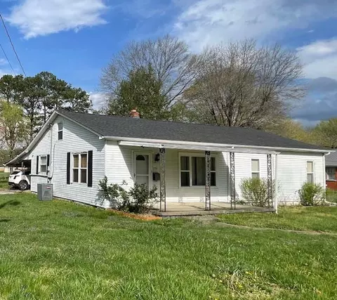 320 Catron Ave, Barbourville, KY 40906