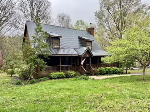 130 The Village Dr, Nancy, KY 42544