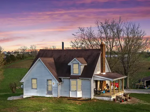 1301 Glensboro Rd, Lawrenceburg, KY 40342