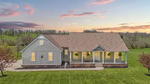 520 Gay Evans Rd, Winchester, KY 40391