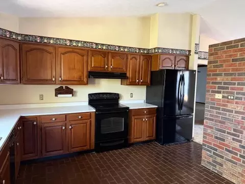 Kitchen - 130 N Shawhan Rd, Berry, KY 41003 photo 1 of 4