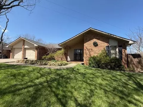 Exterior - 130 N Shawhan Rd, Berry, KY 41003 photo 2 of 6