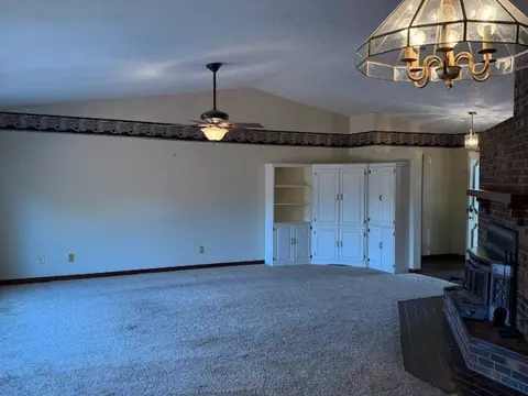 130 N Shawhan Rd, Berry, KY 41003 photo 6