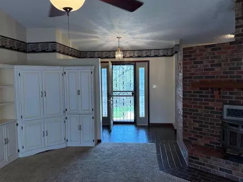 130 N Shawhan Rd, Berry, KY 41003 photo 9