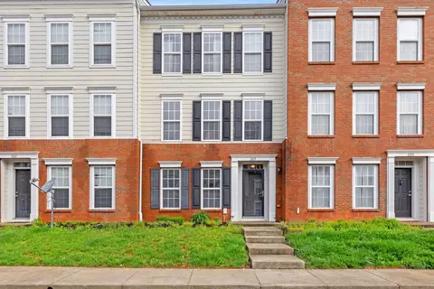 2613 Calgary, Lexington, KY 40509