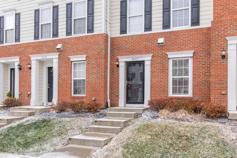 2635 Calgary, Lexington, KY 40509