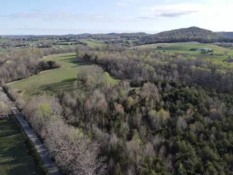 999 Spiro Rd, Mount Vernon, KY 40456