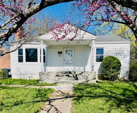 165 Jackson Dr, Frankfort, KY 40601