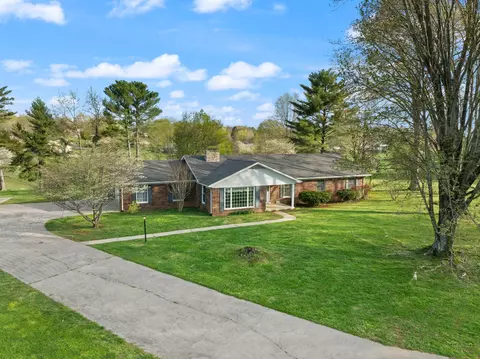 105 Green Hill Park Ct, Somerset, KY 42501