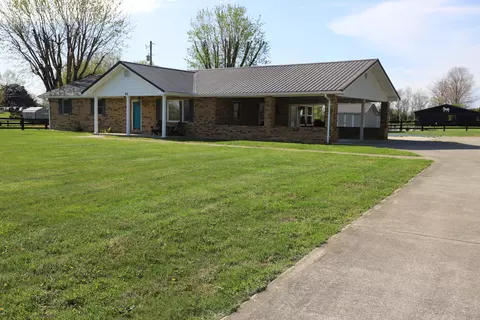 91 Mangold Dr, Nancy, KY 42544