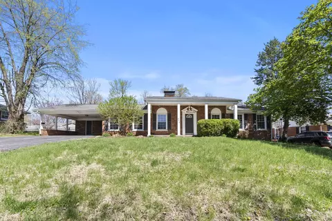 606 Reed Dr, Frankfort, KY 40601