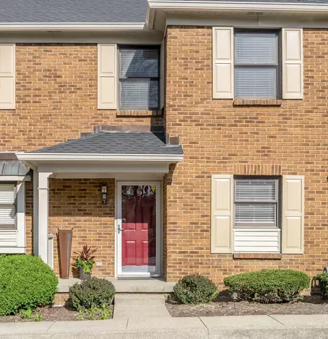 1129 Turkey Foot Rd, Lexington, KY 40502