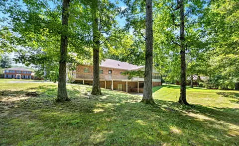 Exterior - 412 Sunset Dr, Morehead, KY 40351 photo 12 of 12