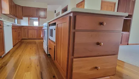 Kitchen - 412 Sunset Dr, Morehead, KY 40351 photo 10 of 10