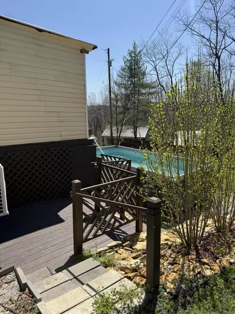 158 Halcomb East Rd, Orlando, KY 40460 photo 3