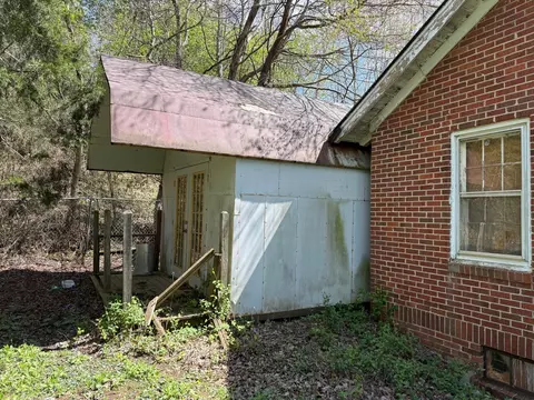 1361 Ky 3436, Gray, KY 40734 photo 4