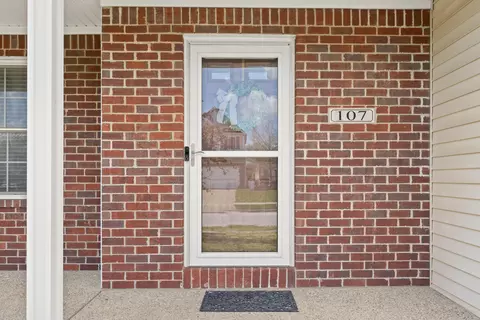 Entry Way - 107 Stapleton Way, Georgetown, KY 40324 photo 1 of 2