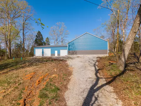 Exterior - 34 N Fork Dr, Burnside, KY 42519 photo 3 of 4