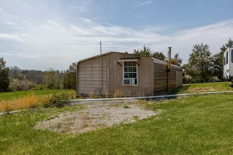 2100 Old Log Lick Rd, Winchester, KY 40391 photo 19