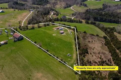 2100 Old Log Lick Rd, Winchester, KY 40391 photo 4