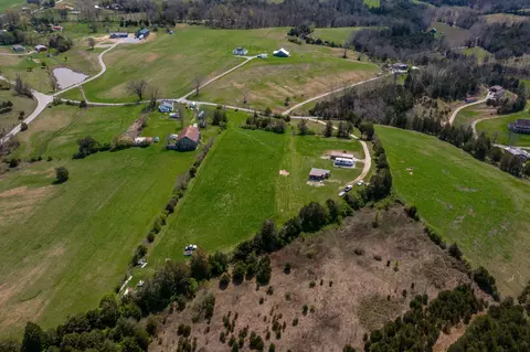 2100 Old Log Lick Rd, Winchester, KY 40391 photo 7