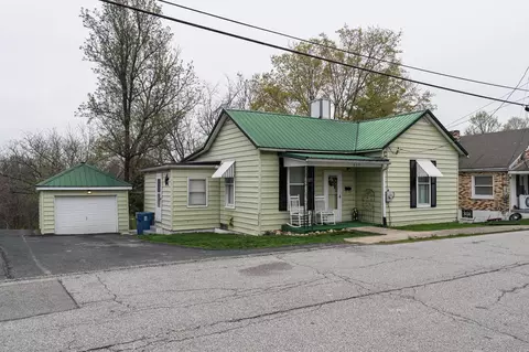 207 Cynthiana St, Williamstown, KY 41097