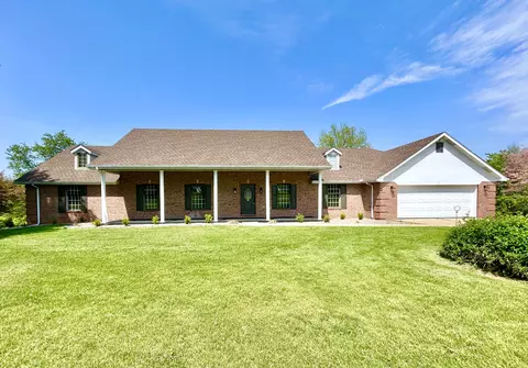 206 Allen Dr, Somerset, KY 42503