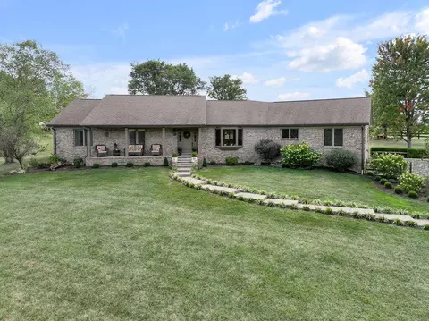 5750 Mccowans Ferry Rd, Versailles, KY 40383