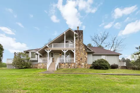 407 Circle Lake Dr, Bronston, KY 42518