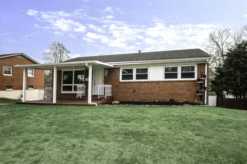 1152 Venetian Way, Lexington, KY 40517