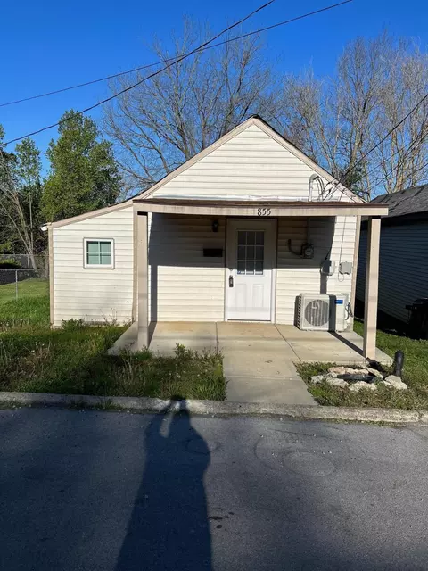 855 Horton Dr, Paris, KY 40361
