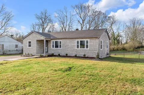 260 Elmwood Dr, Lexington, KY 40505