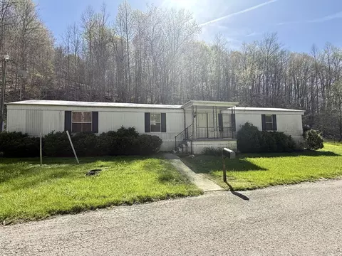 365 Ester Spur Rd, Waynesburg, KY 40489