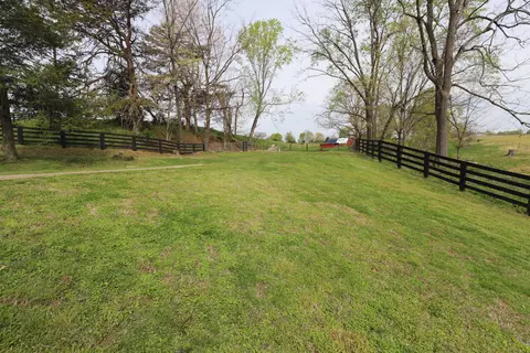 5280 Hickory Nut Rd, Nancy, KY 42544 photo 19