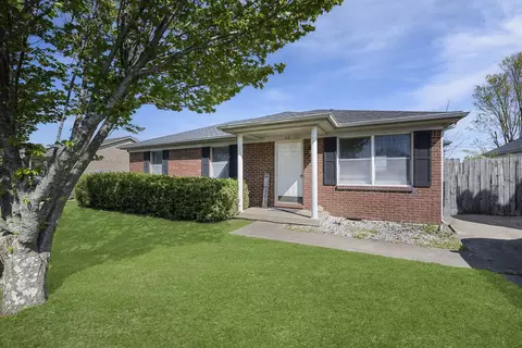 112 Lauren Dr, Nicholasville, KY 40356