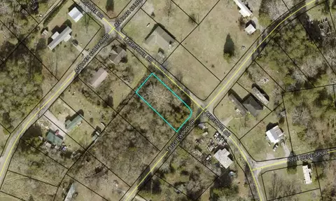 389 Tanglewood Dr, Burnside, KY 42519