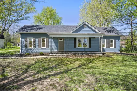 5725 Ky 2141, Hustonville, KY 40437