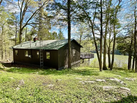 114 Lewis Bray Ct, Burnside, KY 42519