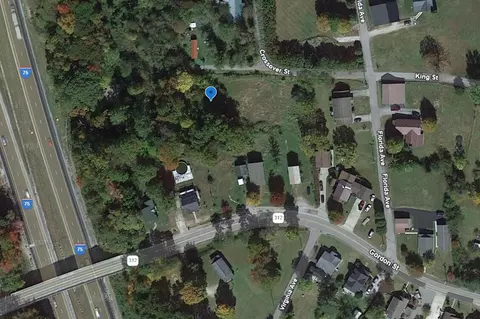 1111 Crossover St, Corbin, KY 40701 photo 3